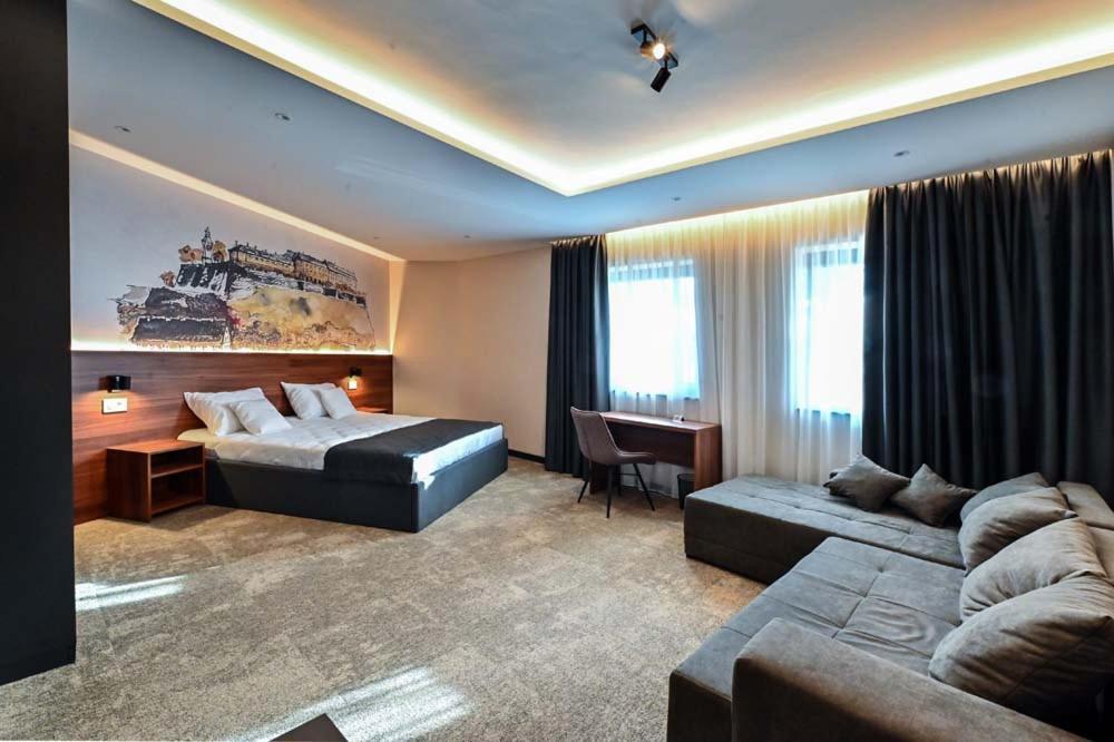 Tvrdjava Rooms - Novi Sad Buitenkant foto