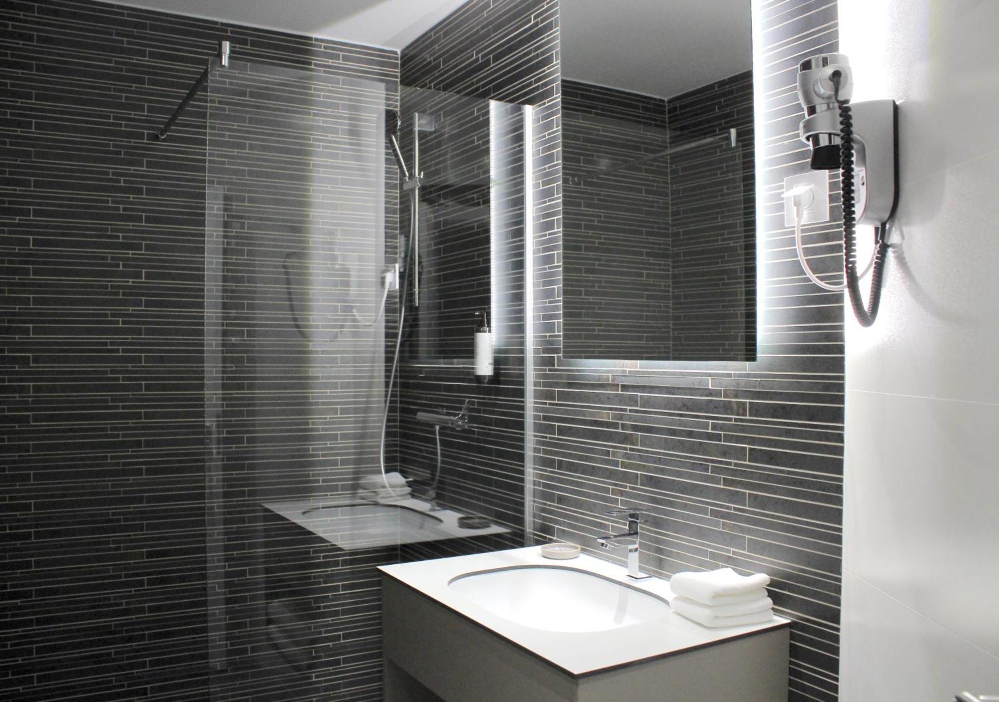 Tvrdjava Rooms - Novi Sad Buitenkant foto