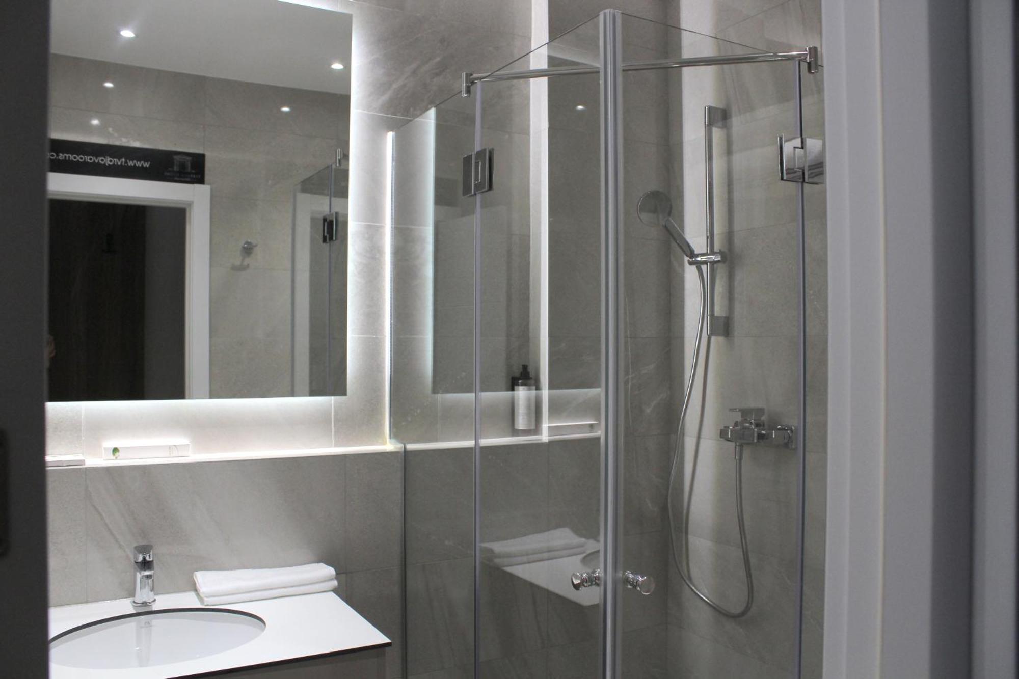 Tvrdjava Rooms - Novi Sad Buitenkant foto
